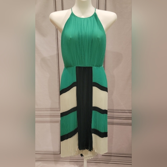 TED BAKER Nellina Pleated Midi Dip Asymmetrical Hem Green Color Block Dress $395 - Picture 5 of 17
